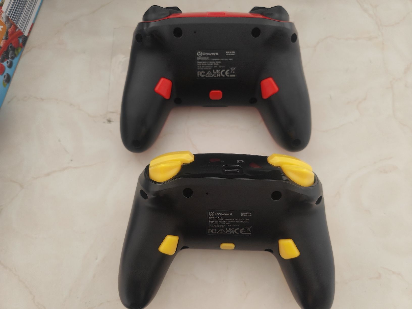 Nintendo Controller: Nintendo Switch Pro Controller Pikachu und Mario edition. – Neu (gemäss Beschreibung) aus Arbon von LucaItaliano 1