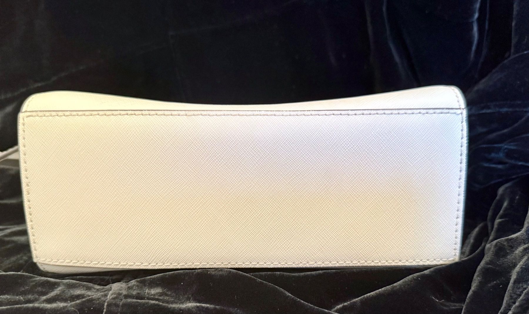 Michael Kors Borse da donna: Handtasche Michael Kors weiss – Usato da Basel venduto da grabersy 1