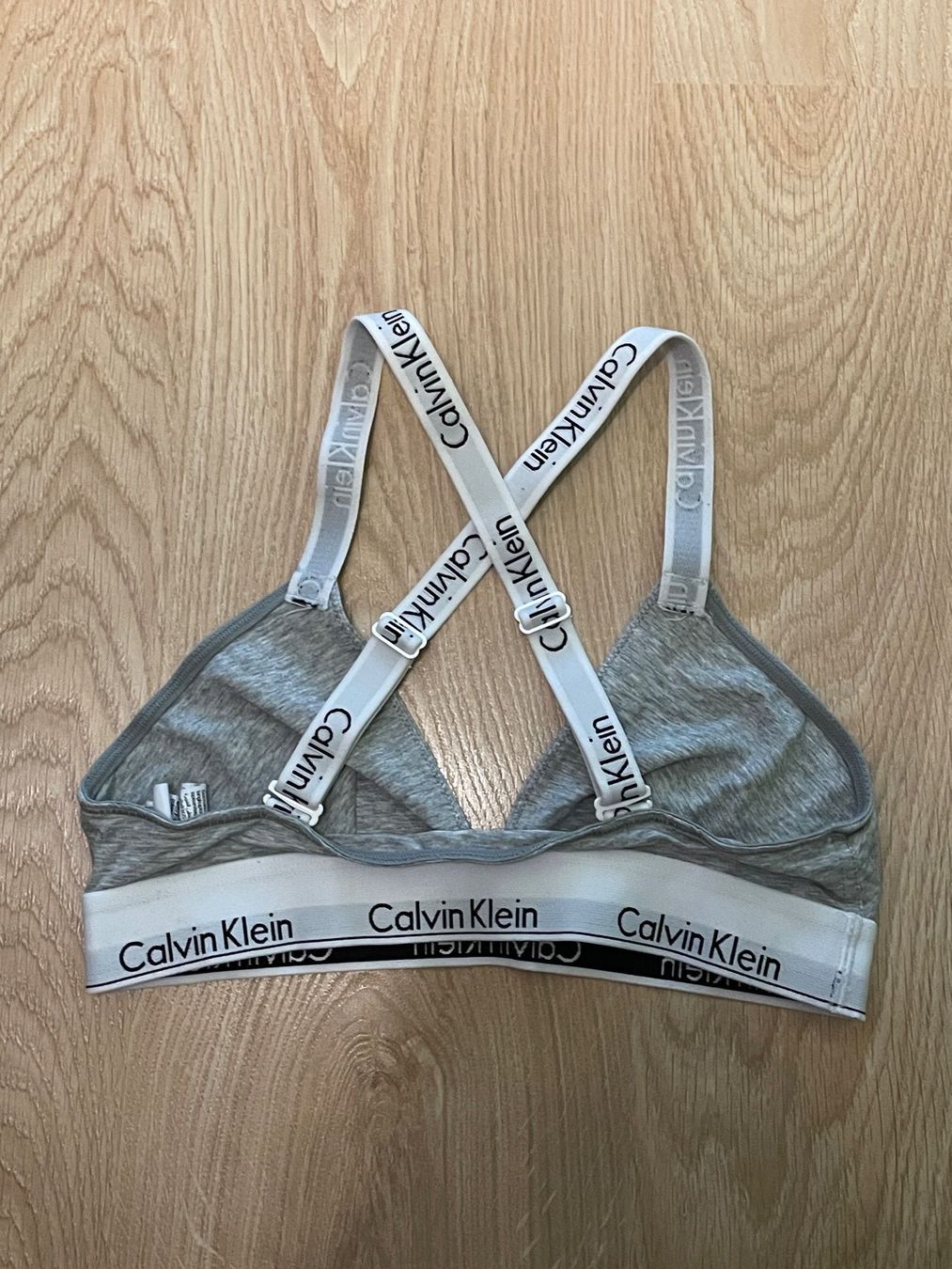 Calvin Klein Sonstige Unterwäsche: Calvin Klein Bralette (Grösse M) – Gebraucht aus ZUFIKON von SULMI01 1