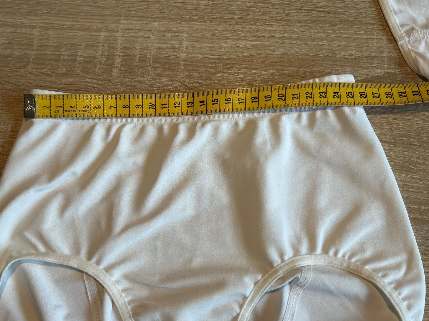 Sloggi Sonstige Unterwäsche: 2x Damen Slip weiss von Sloggi Shape MAX Gr. 38 – Gebraucht aus Brunnen von Nala2929 5