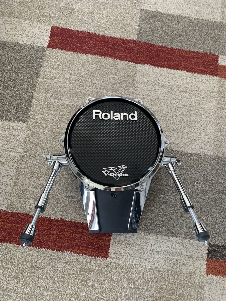 Roland Strumenti musicali: Roland KD-140, V-Kick Trigger Pad, Top Zustand – Usato da Horgen venduto da sbelyavskiy 5