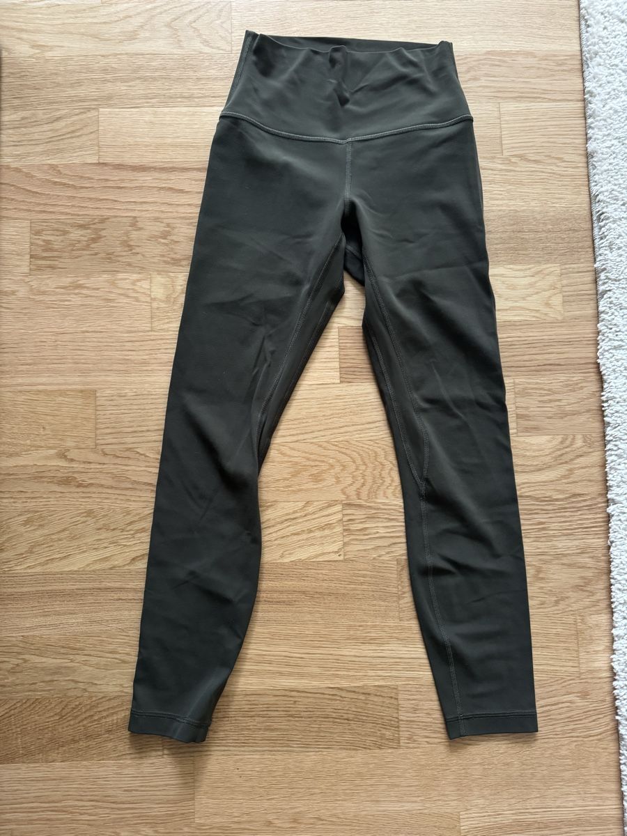 Lululemon Leggings:  lululemon Align Grösse 4 – Nuovo (secondo la descrizione) da Galgenen venduto da Kekic 1