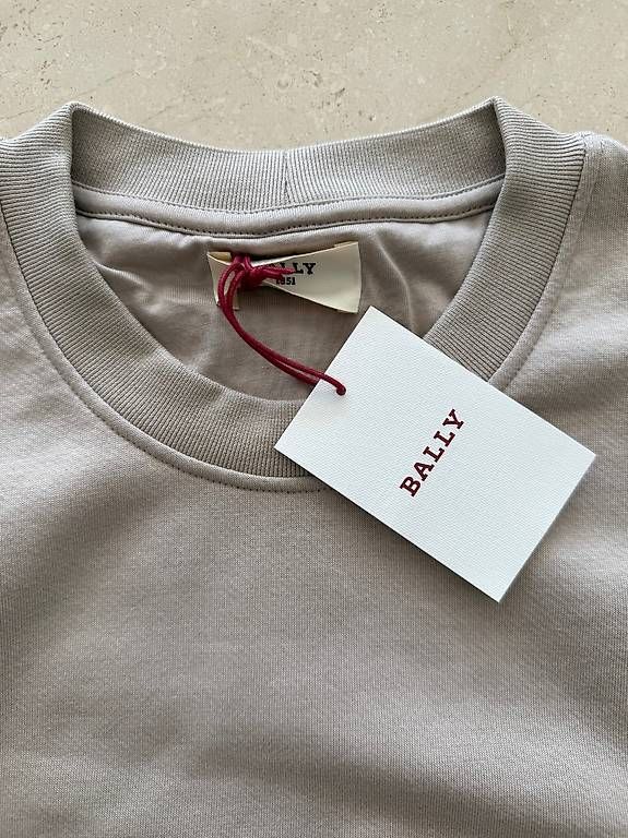 Bally Pullover & Sweatshirts: Maglione Bally – Gebraucht aus Viganello von Paulinegis 1