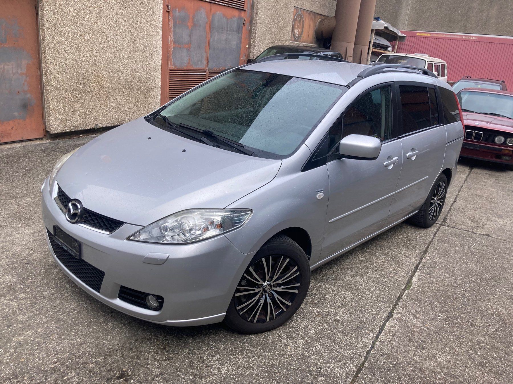 Mazda Automobili: Mazda 5 2.0 Benzin Minivan 7 Plätze – Usato da Studen BE venduto da kuk68 1