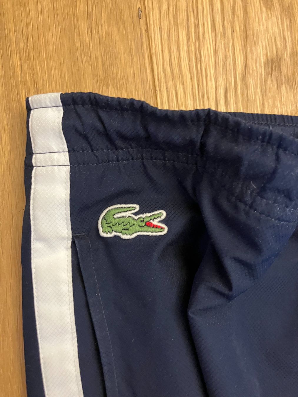 Pantaloni: Lacoste Trainer Hosen – Usato da Bern venduto da Vidar1 1