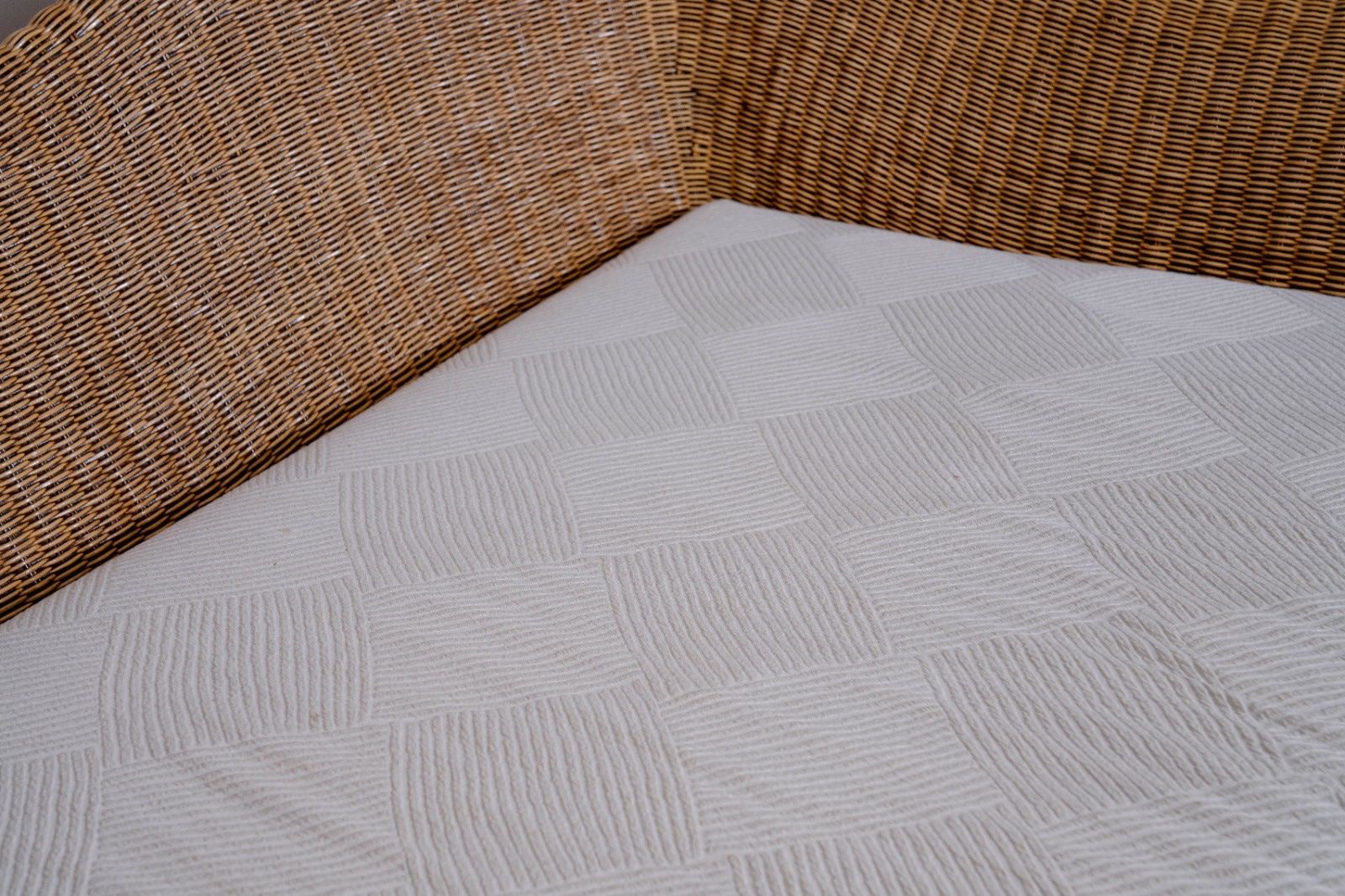 Sofas: Rattan Sofa Eierschalenweiss – D'occasion à Büron par rrooxxxy 6