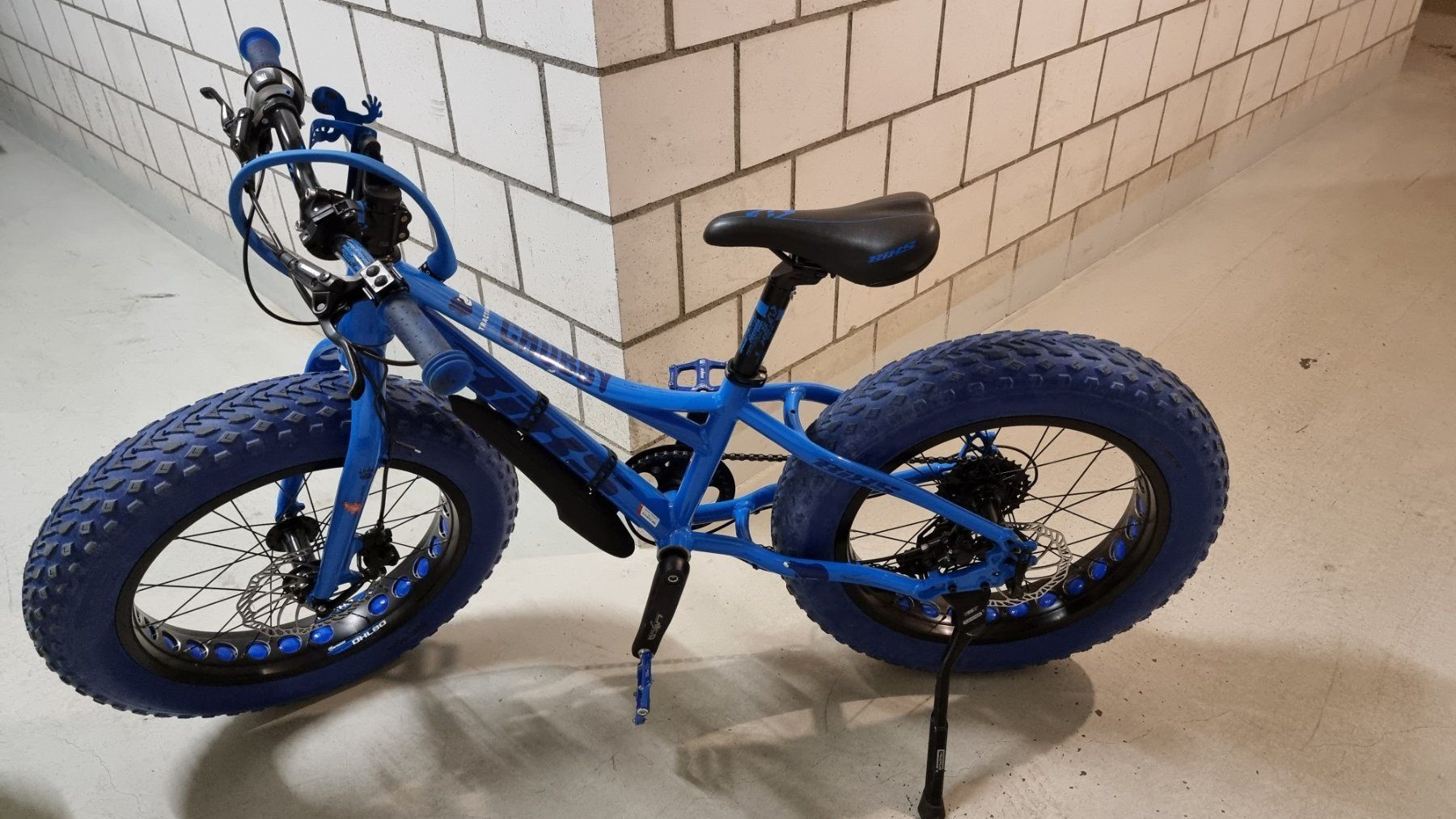 Bixs Biciclette: Kinder Velo Bixs Chubby, Blau 24" – Usato da Grosshöchstetten venduto da preisvoyeur