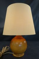 Retro Tischlampe aus Holz mit Stoffschirm (70er/80er)