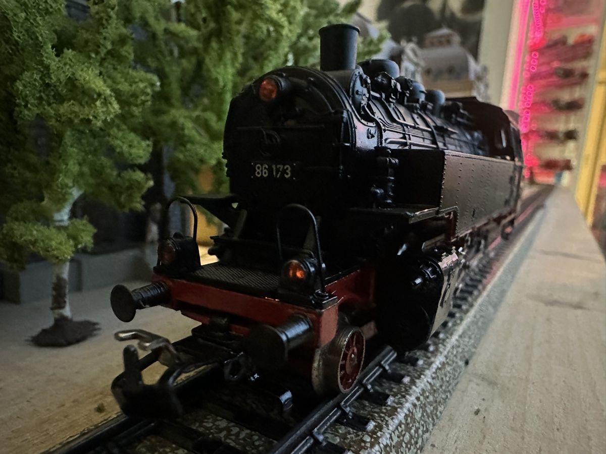 Märklin Modellini di ferrovie: Märklin 3096 DB BR 86 TELEX – Usato da Lupsingen venduto da New-Haven