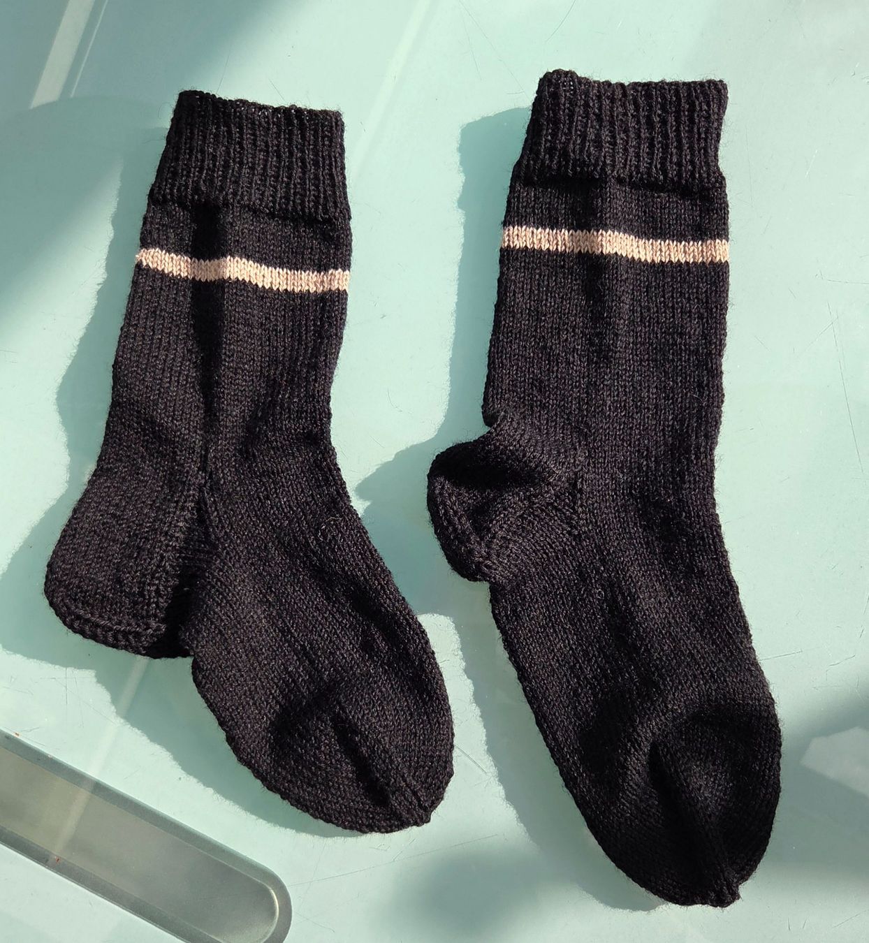 Socken: Warme Socken, handgestrickt, Grösse 39 – Neu (gemäss Beschreibung) aus Pratteln von Barfuss999