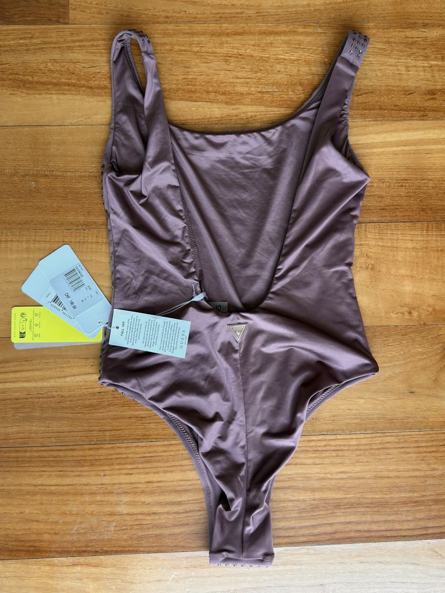 Guess Costumi da bagno & Bikini: Costume da bagno GUESS marrone con strass – Nuovo e nell'imballaggio originale da Castagnola venduto da BlondiePosh 2