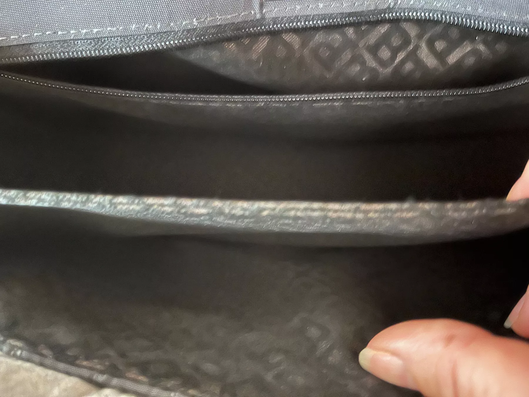 Bally Borse da donna: Tasche BALLY – Nuovo (secondo la descrizione) da Roggwil BE venduto da KarotteV 7