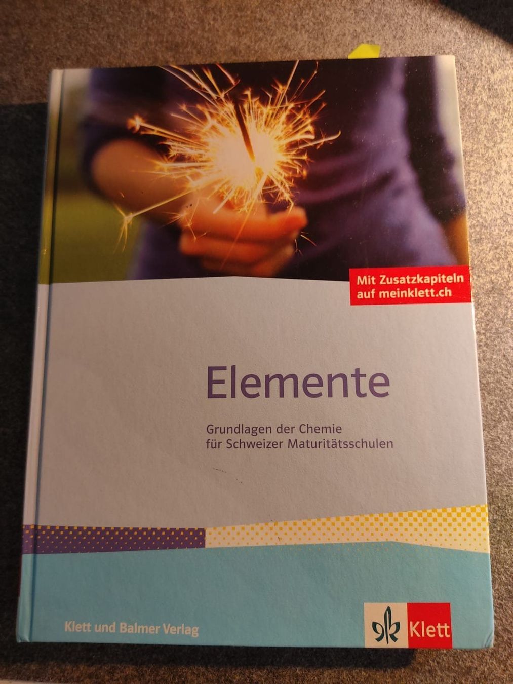 Libri: Elemente - Grundlagen der Chemie – Nuovo (secondo la descrizione) da Oberwil BL venduto da jbu_tfp2