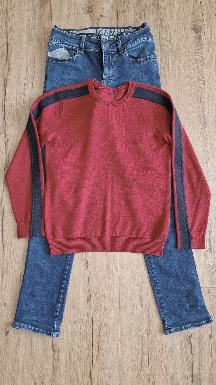 Armani Lotti & Set di vestiti: Armani Jeans und Pullover Set – Usato da Mönchaltorf venduto da nzhuravel