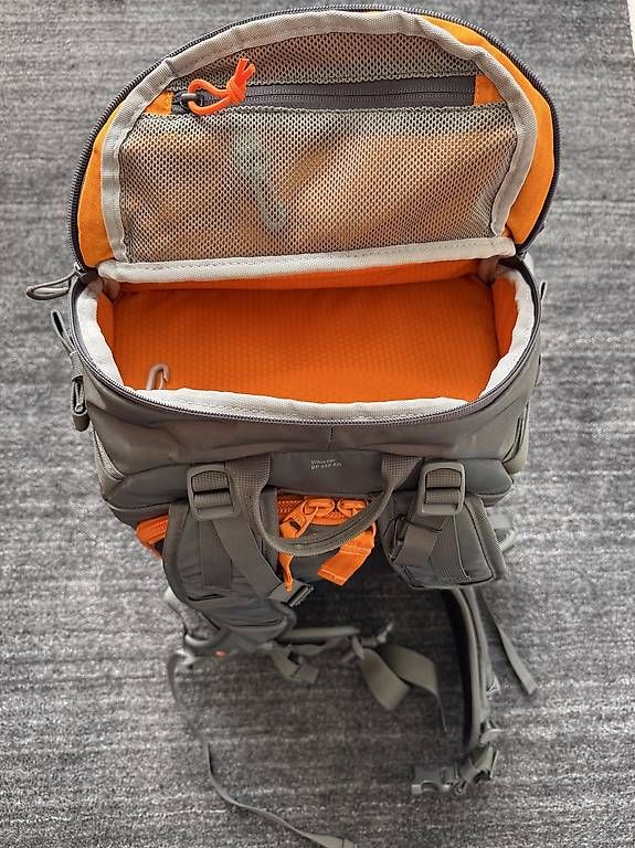 Lowepro Zaini: Fotorucksack LOWEPRO Wisthler BP450 AW – Usato da Hagendorn venduto da Henzen 4