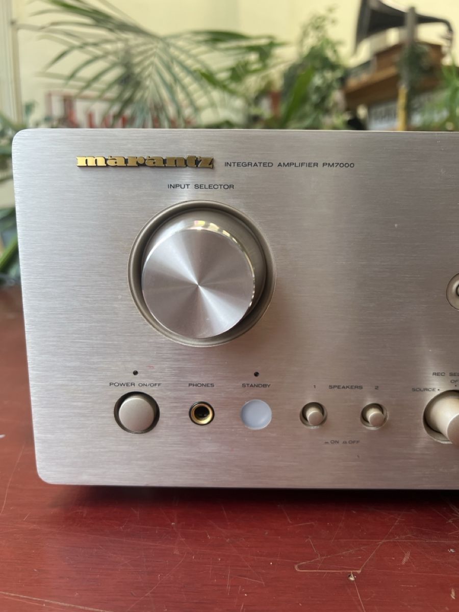 Marantz Amplificatori: Marantz PM7000 Verstärker, Gebraucht  – Usato da luzern venduto da rattleandhum 3