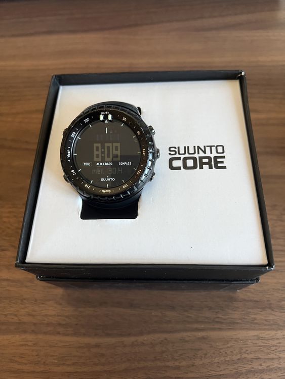 Montre Suunto Core 1352600480 Noir/argent - Occasion Très Bon état - Nécessite Un Bracelet De Remplacement