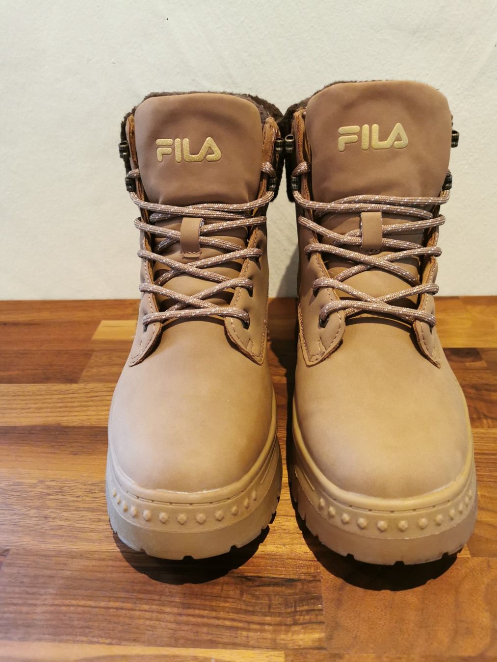 Fila Scarpe da donna: Fila; Schnürboots / Boots / Winterboots Gr. 37 – Nuovo (secondo la descrizione) da Boniswil venduto da Totomat-Lady 2