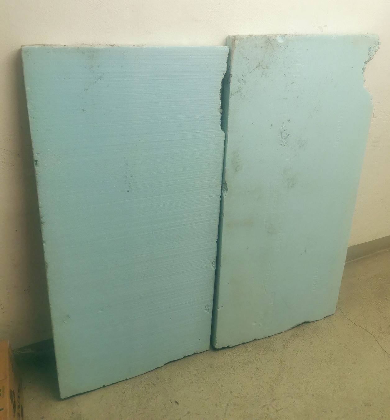 Materiale di riempimento: Isolierplatten Styrofoam - IB, wasserresistenter Dämmschutz – Usato da Bern venduto da Aarewasser_
