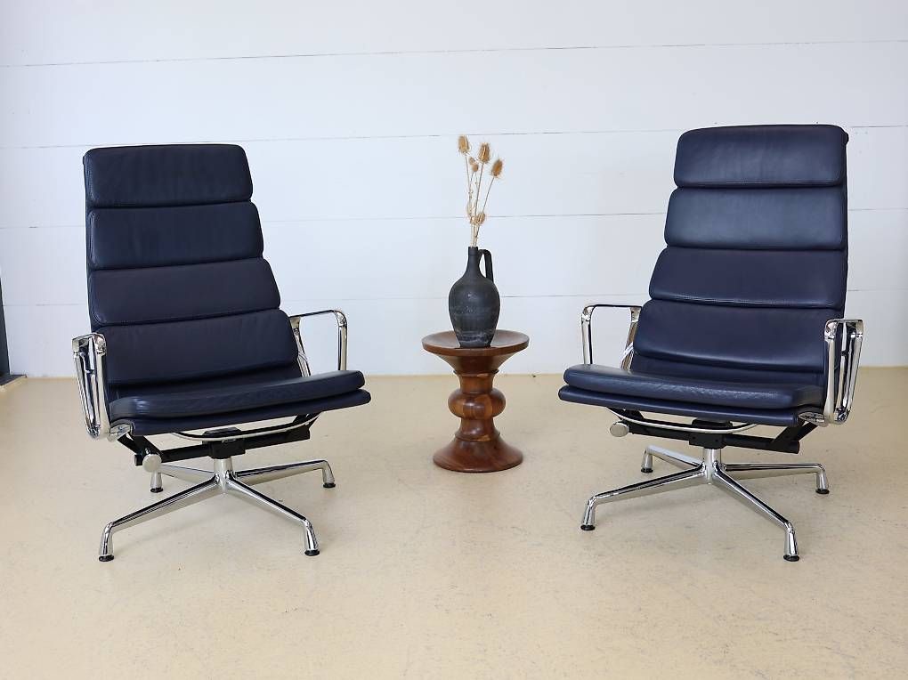 Eames Poltrone: Vitra EA 222 Soft Pad Sessel | Dunkelblau Leder – Usato da Meinisberg venduto da atelier_TILIJA 6