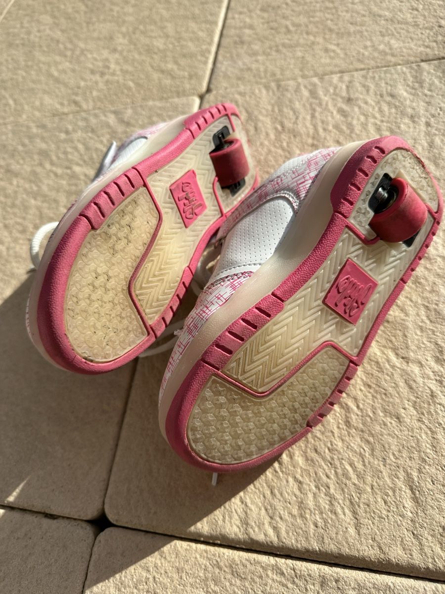 Scarpe per ragazze: Chaussures avec roulette slide 31 – Usato da Marly venduto da Kouli 2