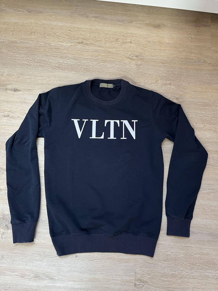 Maglioni & Felpe: Valentino Navy VLTN Sweater - Size L – Usato da Zürich venduto da Isabella123