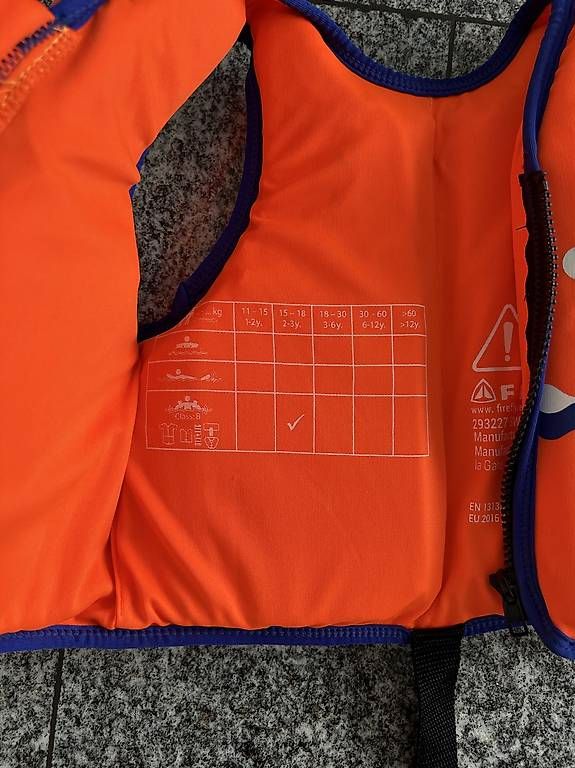 Gilets de sauvetage: Kinderschwimmweste – D'occasion à Affoltern am Albis par NKretzschmar 1
