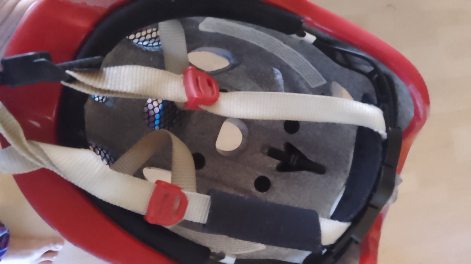 Alpina Caschi: Fahrradhelm – Usato da Einsiedeln venduto da Nadin27 1