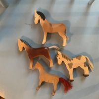 Holzpferde z.T. Trauffer Tierfigur Holzspielzeug VERSAND 10.