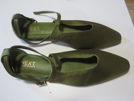 Chaussures femme, jamais portée.