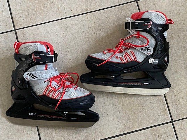 Oxelo Pattini da ghiaccio: Junior Fit 500 Schlittschuhe Oxelo – Usato da Pfaffhausen venduto da stepober