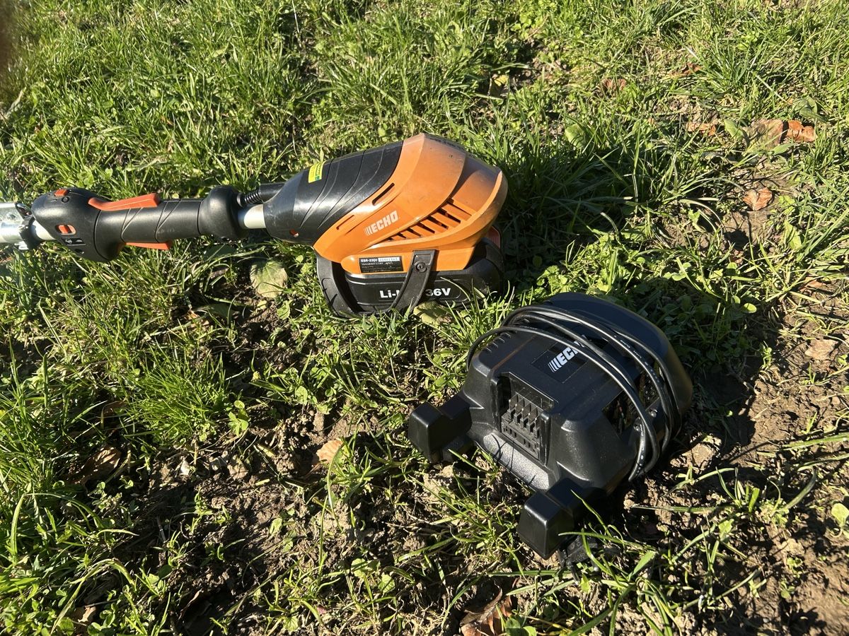 Toutes les machines: Akku Trimmer ECHO – Défectueux à Walchwil par phil-2712