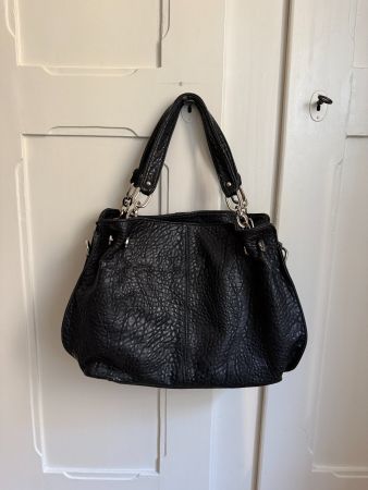 Handtasche schwarz