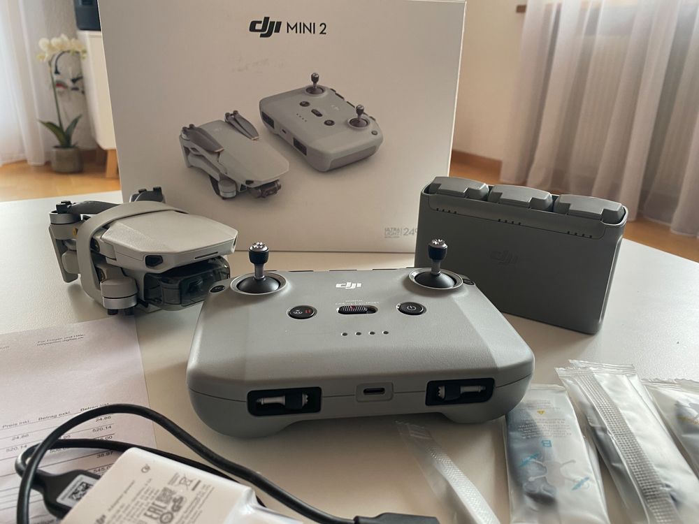 DJI Mini 2 Fly More Combo | Kaufen auf Ricardo