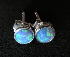 Silber 925 Ohrstecker mit Opalimitat