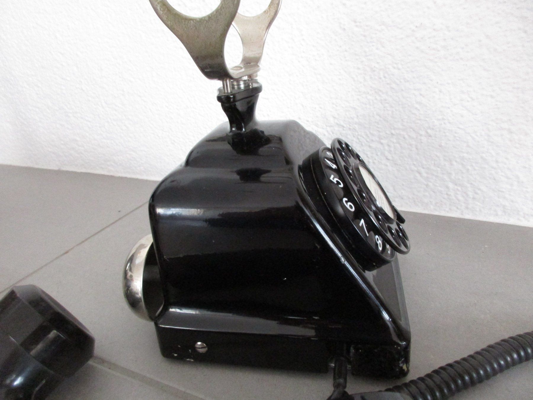 Téléphones: antikes/altes Telefon mit Wählscheibe – D'occasion à Mels par wis_5hjy 5
