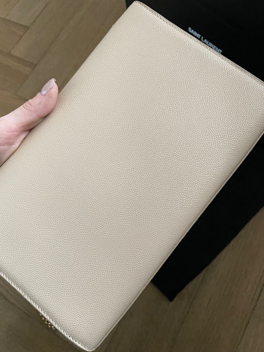 Saint Laurent Borse da donna: Saint Laurent Kate Tasche medium in beige – Nuovo (secondo la descrizione) da Rothrist venduto da schnaeppchen 1