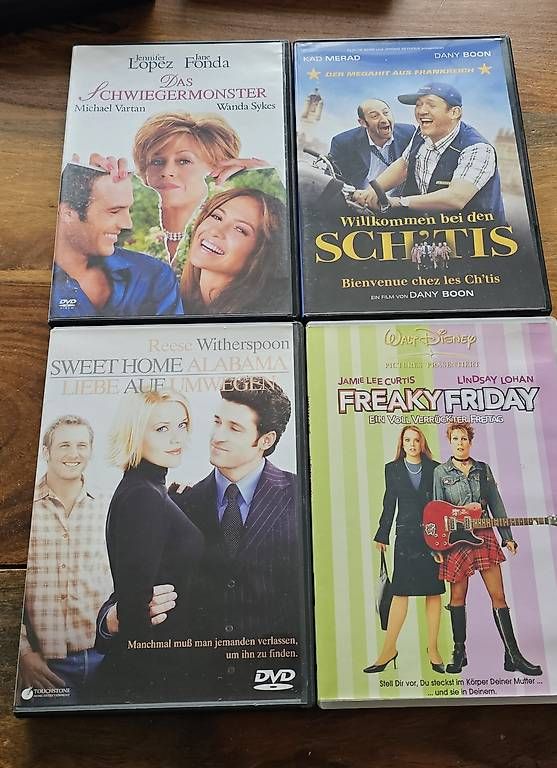 Tutti i DVDs: 4 DVDs Komödien – Usato da Appenzell venduto da San-cu