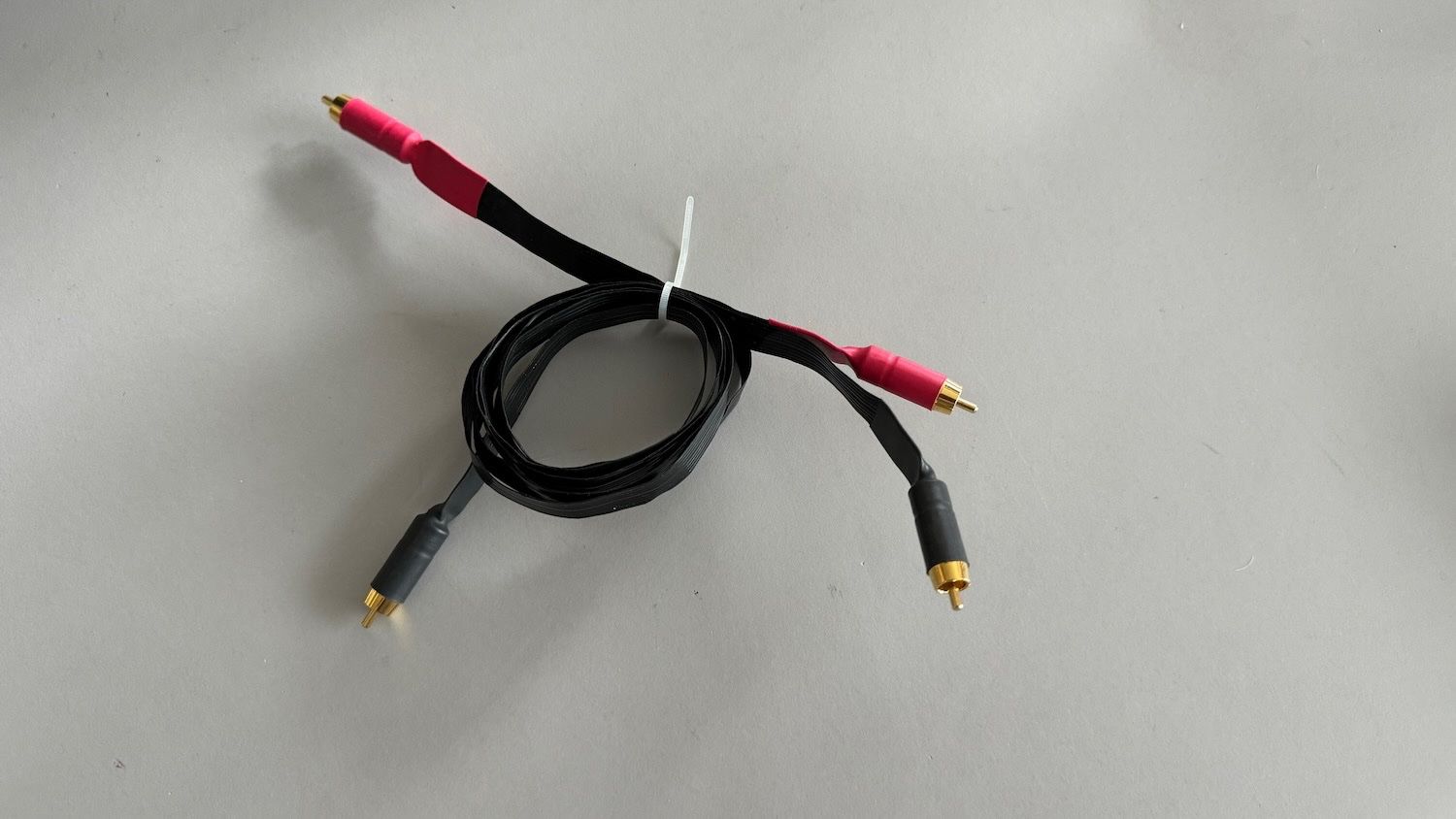 Nordost Black Knight Flatline High-End RCA Cinchkabel Paar (Usato