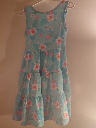 Sommerkleid für Mädchen in Grösse 104