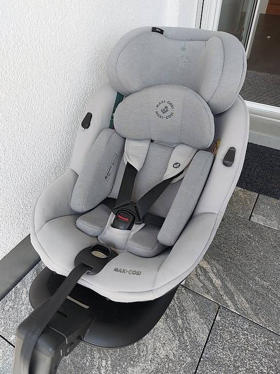 Seggiolini per auto: Kinderautositz Mica – Usato da Küssnacht am Rigi venduto da mrdw_girl