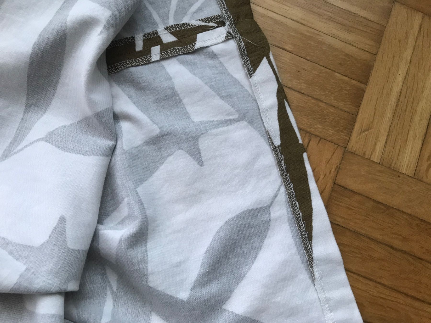 Sisley Vestiti: Kleid von Sisley Grösse S – Usato da Emmenbrücke venduto da Hathor123 9