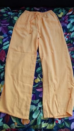 Damen Hose weit geschnitten orange neuwertig