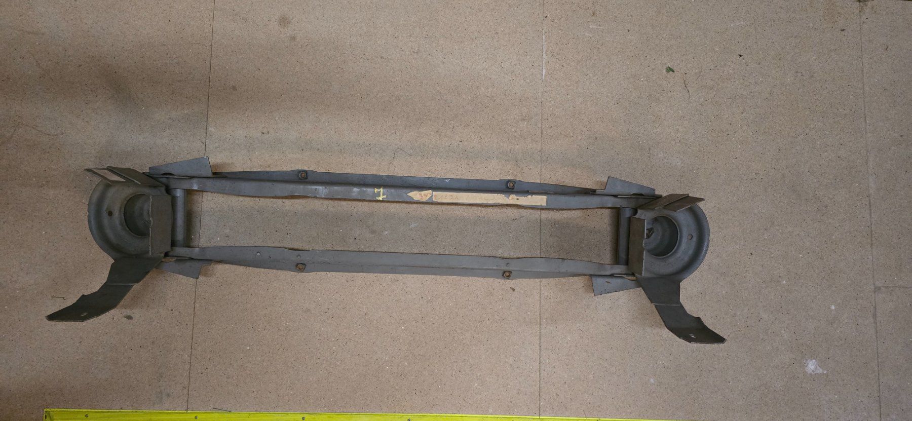 VW Alle Autoersatzteile: VW T3 Vorderachse Traverse. Original VW NOS – Gebraucht aus St.Gallen von saintclown 3