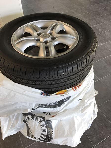 Pneumatici & Ruote complete: 4 x 16 Zoll  Kia Sommerräder – Usato da Altstätten venduto da TM-Auto