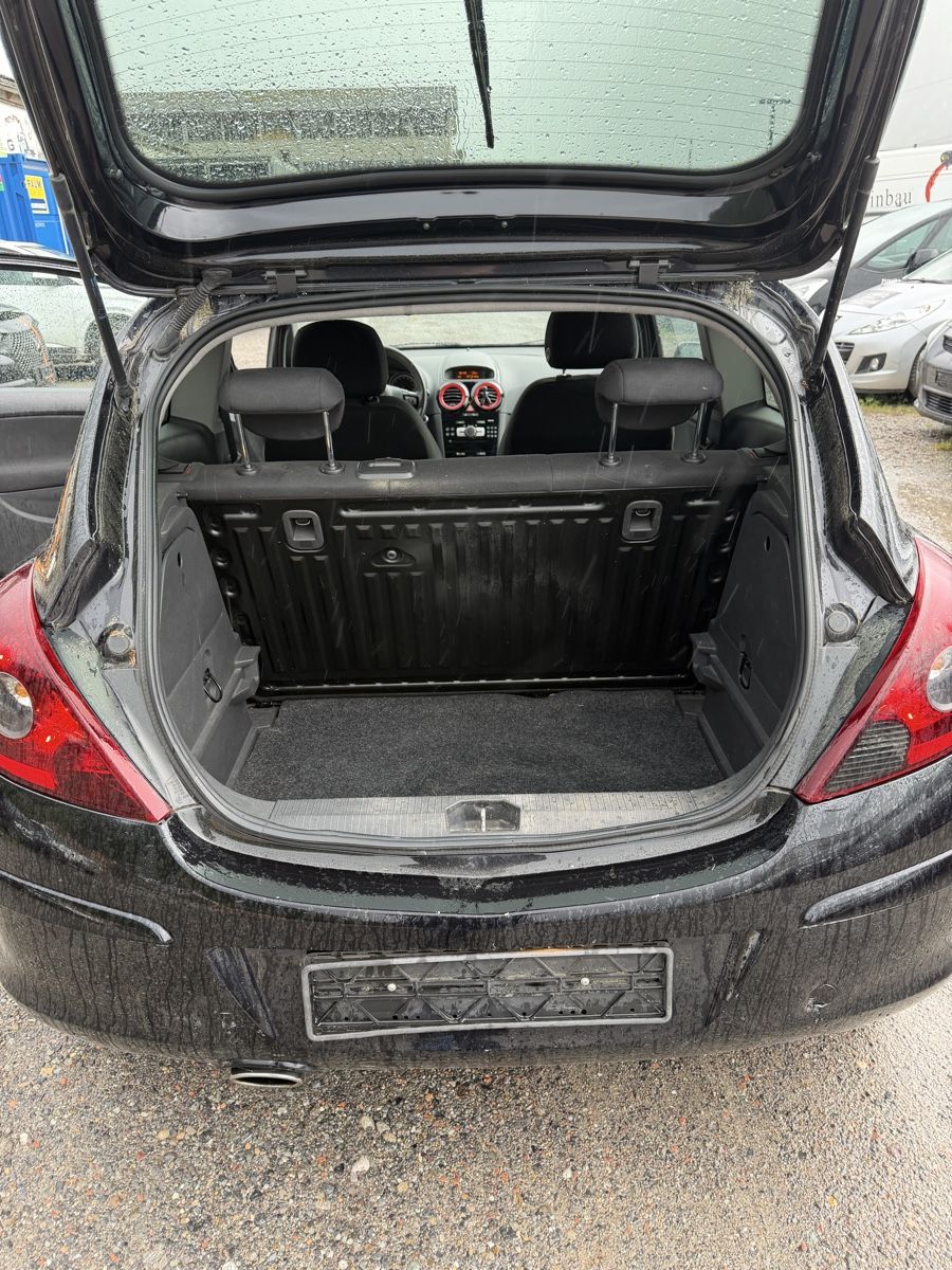 Opel Automobili: Opel Corsa D14  – Usato da Mollis venduto da BSL10 9