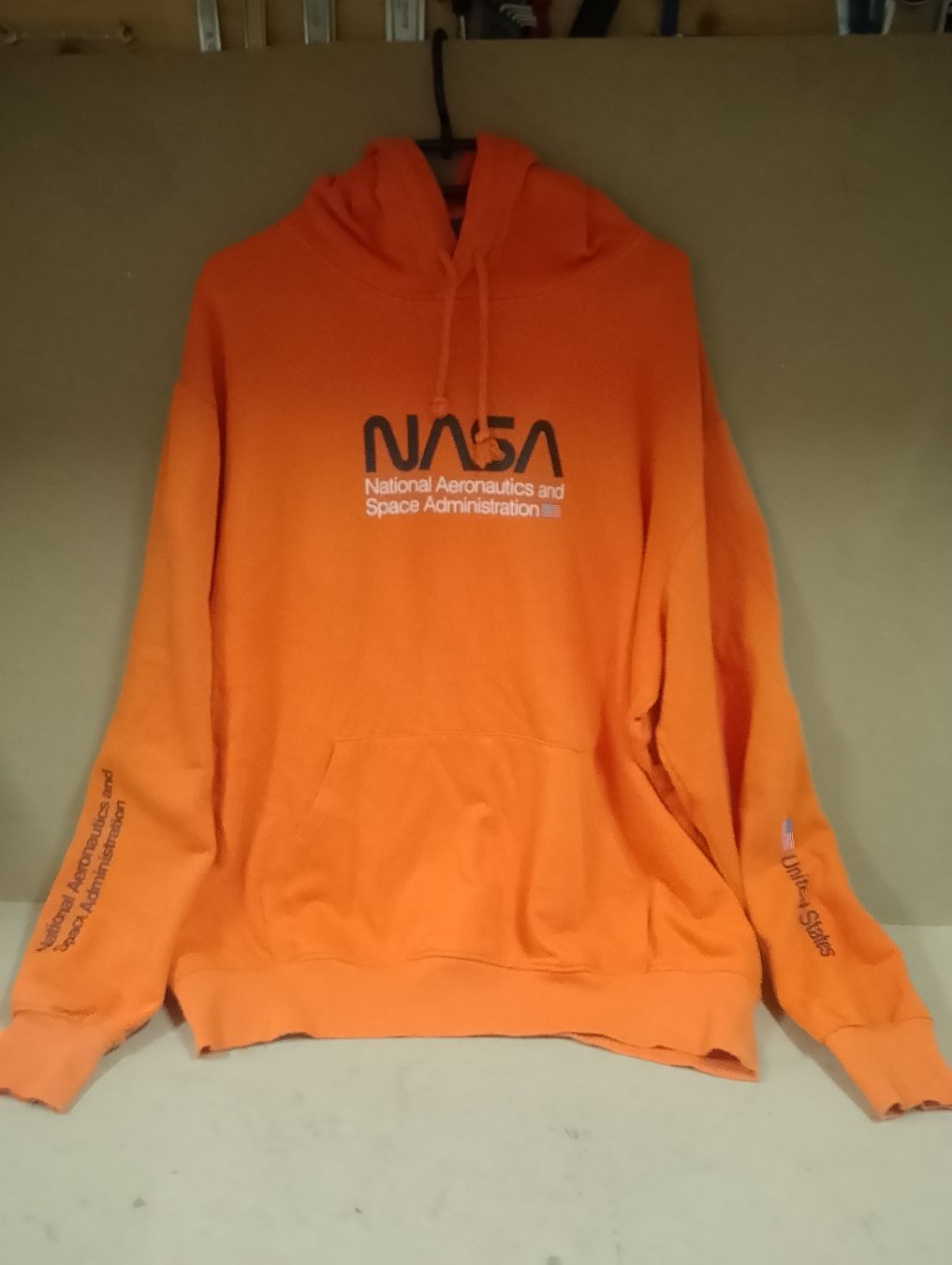 Maglioni & Felpe: Kapuzenpullover / Hoodie Grösse XL – Usato da Safenwil venduto da dodgewc12 2