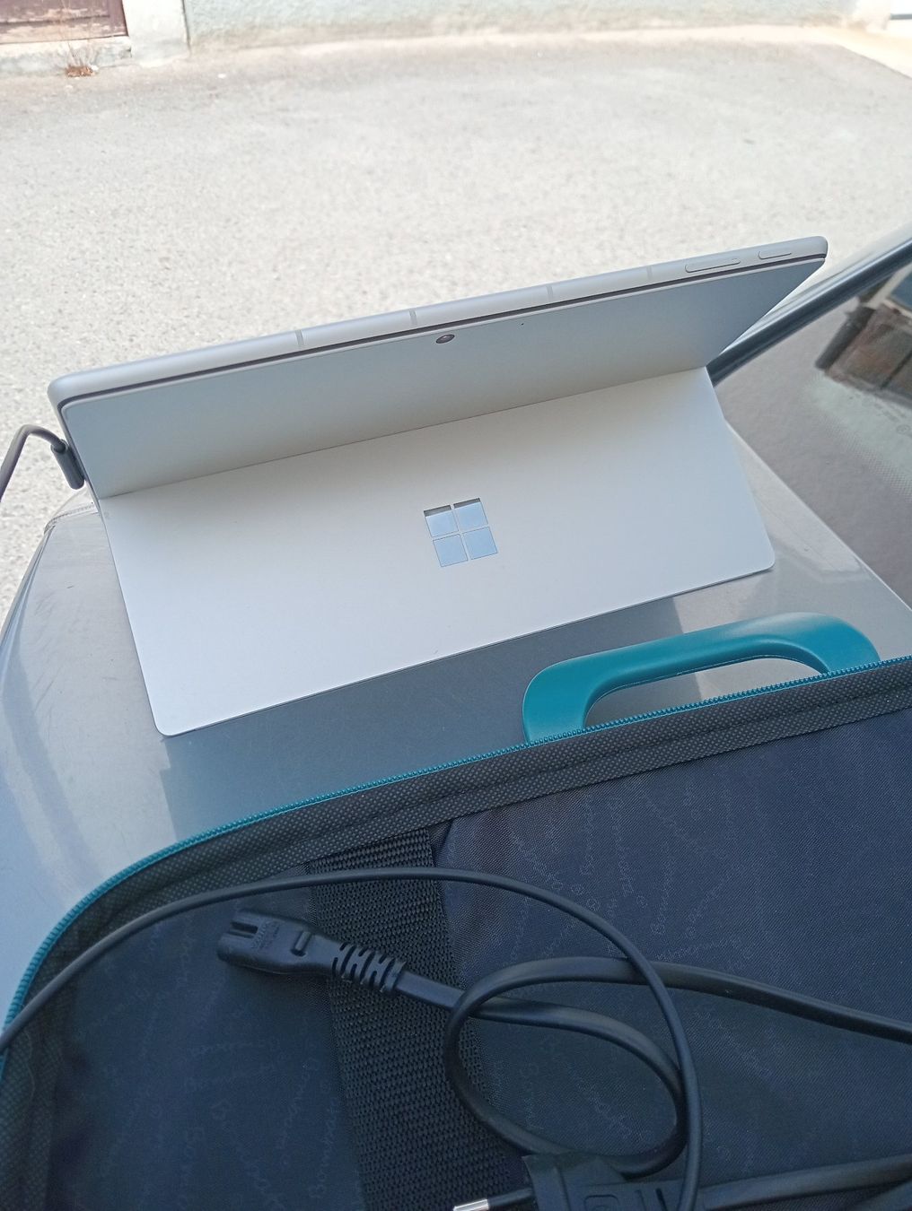 Microsoft Tastiere: vend surface microsoft pro 0 – Nuovo (secondo la descrizione) da Fleurier venduto da Kahina1975