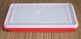 Tupperware 28x14x4.5cm rot