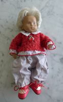 Sasha Morgenthaler Baby Puppe,  Junge mit grauer Hose
